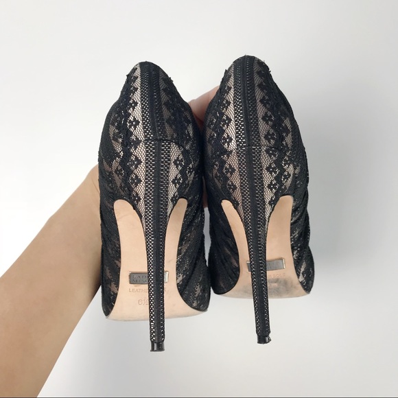 Badgley Mischka Brynn Lace Round Toe Pumps - Picture 5 of 7